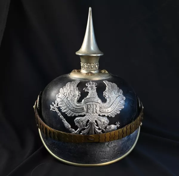 Prussian Pioneer Officers Pickelhaube Visuel 1 principal